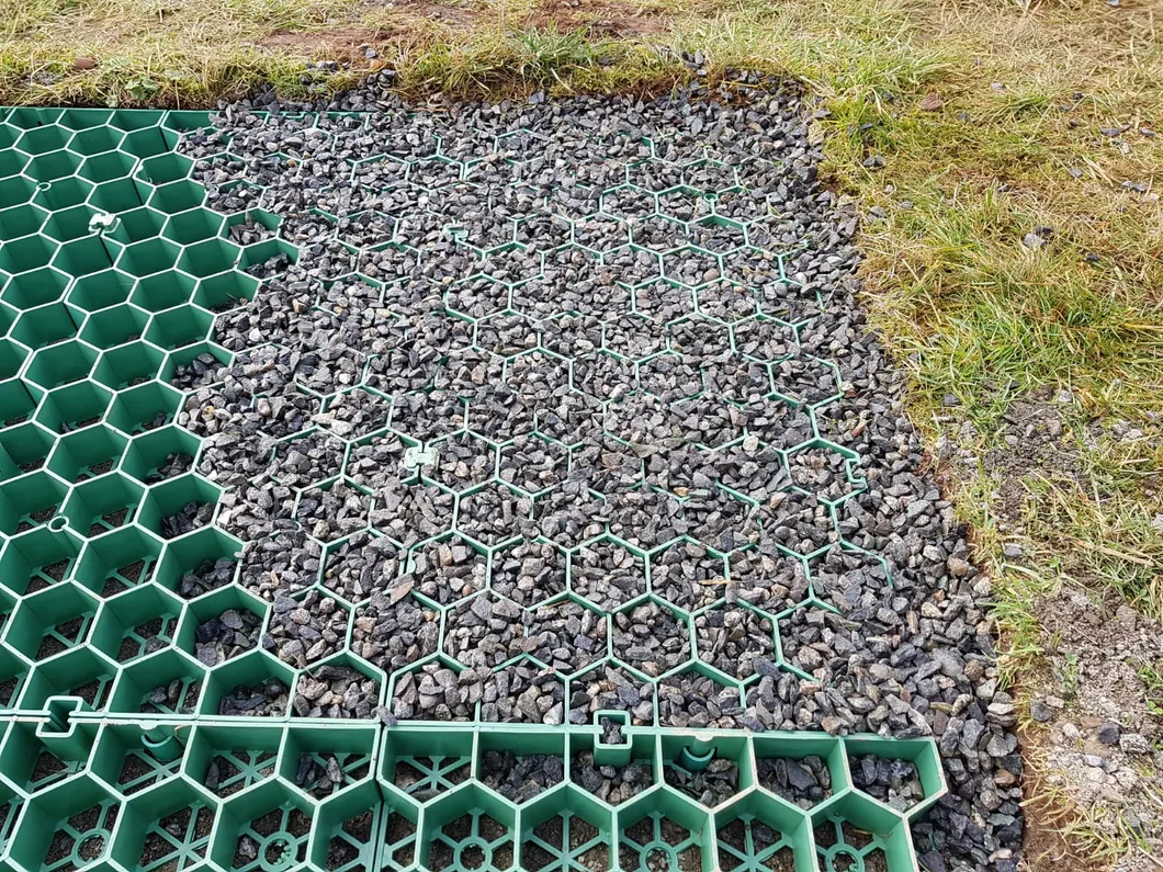 Plastic Grass Grid Pavers HDPE Plastic Grass Grid Gravel Pavers  In Parking Garden 11