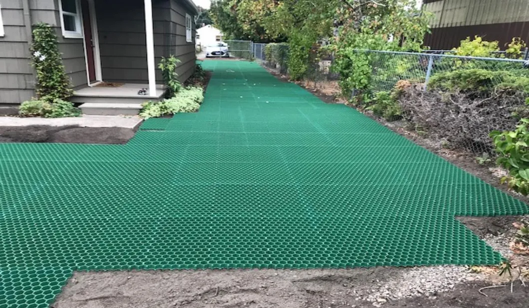 Wholesale Price Lawn Ground Paving Plates Permeable Gravel Grass Planting Grid Mould for Driveway Factory Supply 0