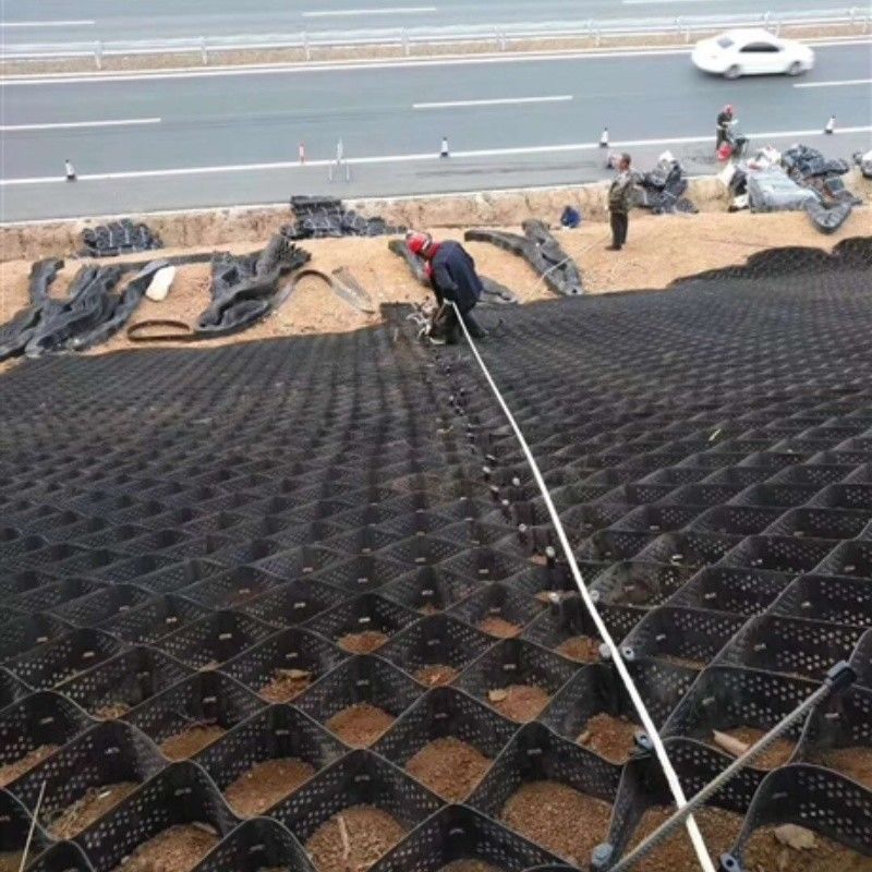 High Honeycomb Black HDPE Geocell Reinforcement Driveway For Road Gravel Stabilizer Grid Retaining Wall Embankment