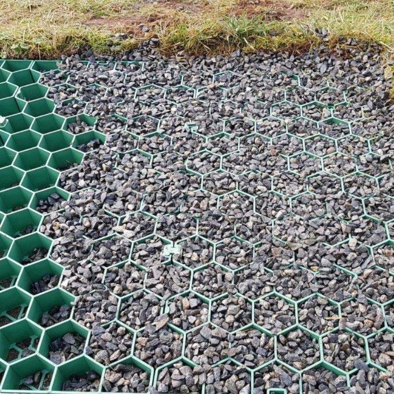 Durable Eco-Friendly HDPE Grass Grid Paver for Driveways, Garden Landscaping, Lawn Reinforcement, and Parking Lot Gravel Stabilization