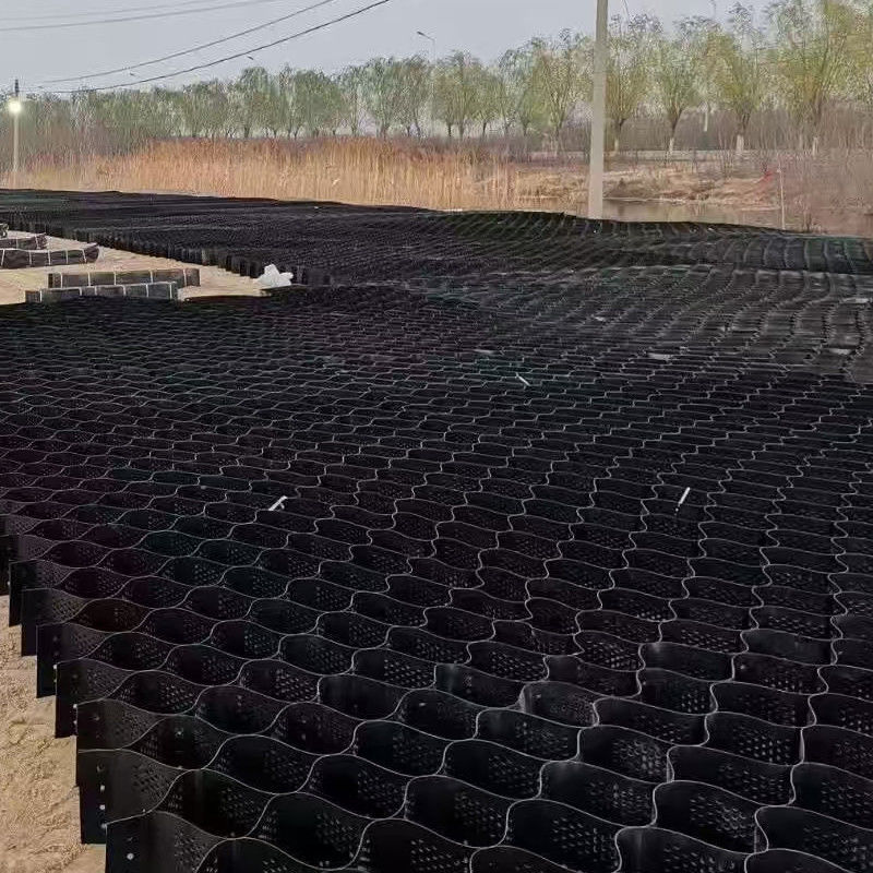 Textured With Holes High Cellular Confinement System Honeycomb HDPE Geocell For Road Foundation Slope Protection Parking Lot Driveway Retaining Wall