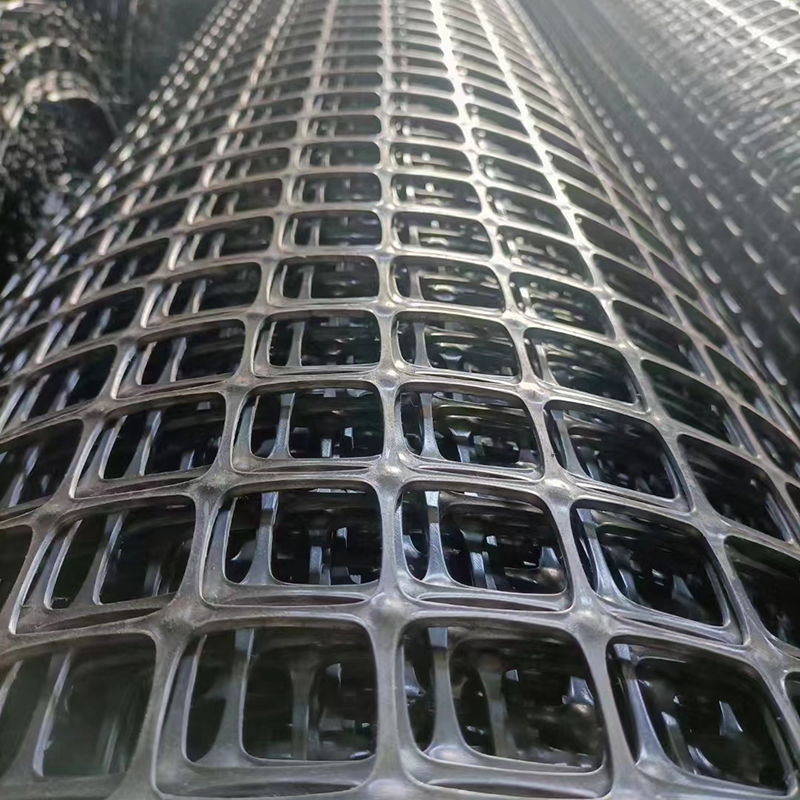 High Tensile Strength Biaxial Plastic Mesh 30kN/m Black PP/ PET Geogrid For Soil Reinforcement And Road Base Stabilization