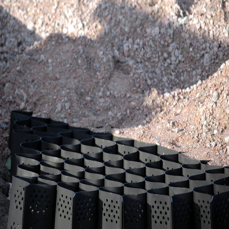 Textured with Holes HDPE Geocell High Cellular Confinement System Honeycomb HDPE Geocell for Road Foundation Slope Protection Parking Lot Driveway Retaining Wall