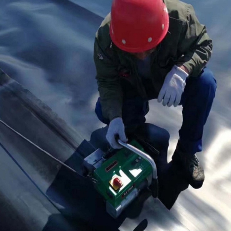 HDPE Geomembrane Liner for Aquaculture, Fish Farm, Pond, Dam, Pool, and Water Containment Applications