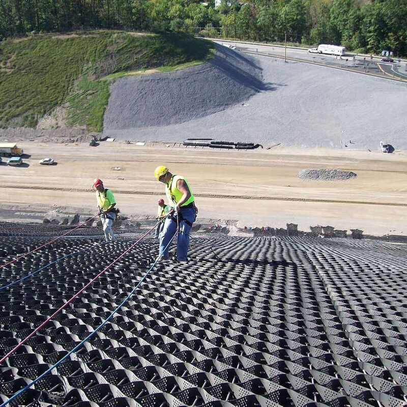 HDPE Geocell Plastic Driveway Gravel HDPE Geocell Soil Control in Road for Road Reinforcement Slope Protection Erosion Control Gravel Highway
